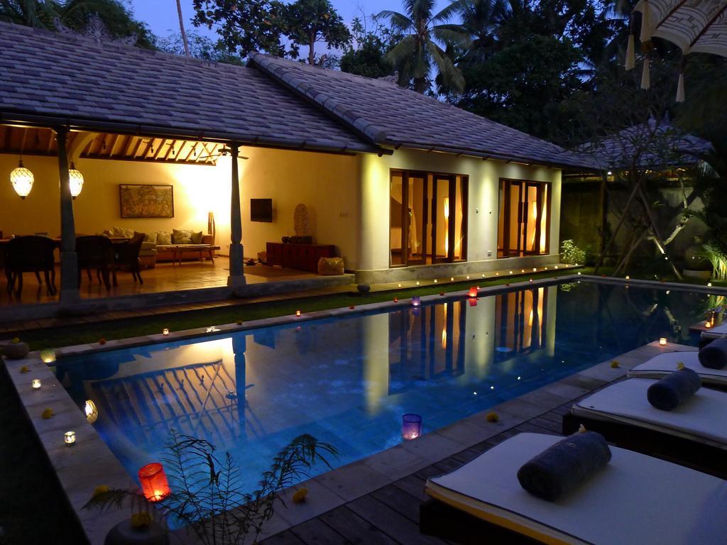 จิลี เอมาส โอเชียนไซด์ รีสอร์ต บาหลี Hotel เตจากูลา ภายนอก รูปภาพ